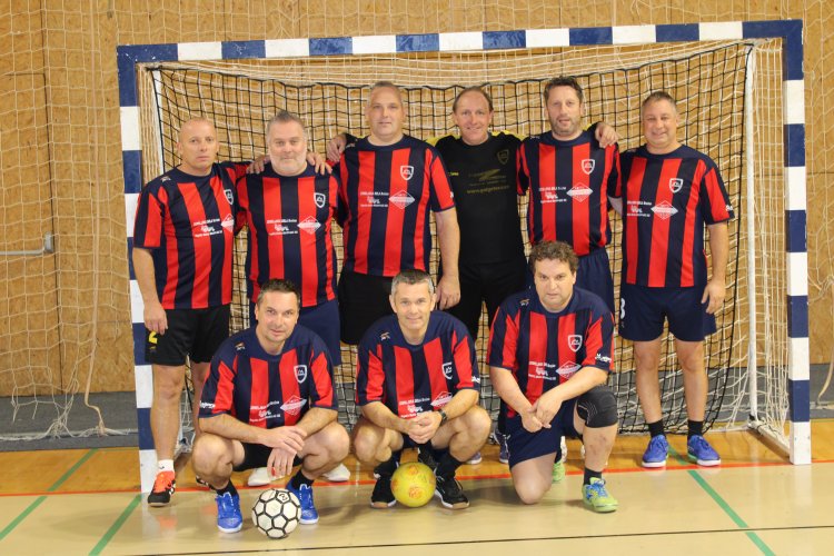 PP SLOVENJ GRADEC - ZMAGOVALEC 16. veteranskega turnirja v malem nogometu