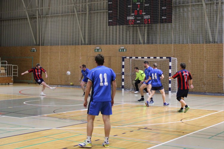 PP SLOVENJ GRADEC - ZMAGOVALEC 16. veteranskega turnirja v malem nogometu