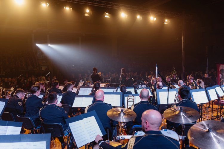 21. dobrodelni koncert Policijskega orkestra z gostjo Moniko Avsenik