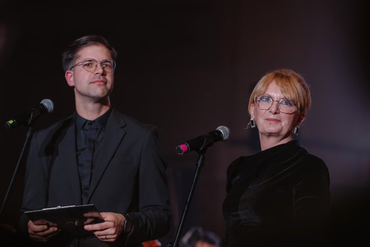 21. dobrodelni koncert Policijskega orkestra z gostjo Moniko Avsenik