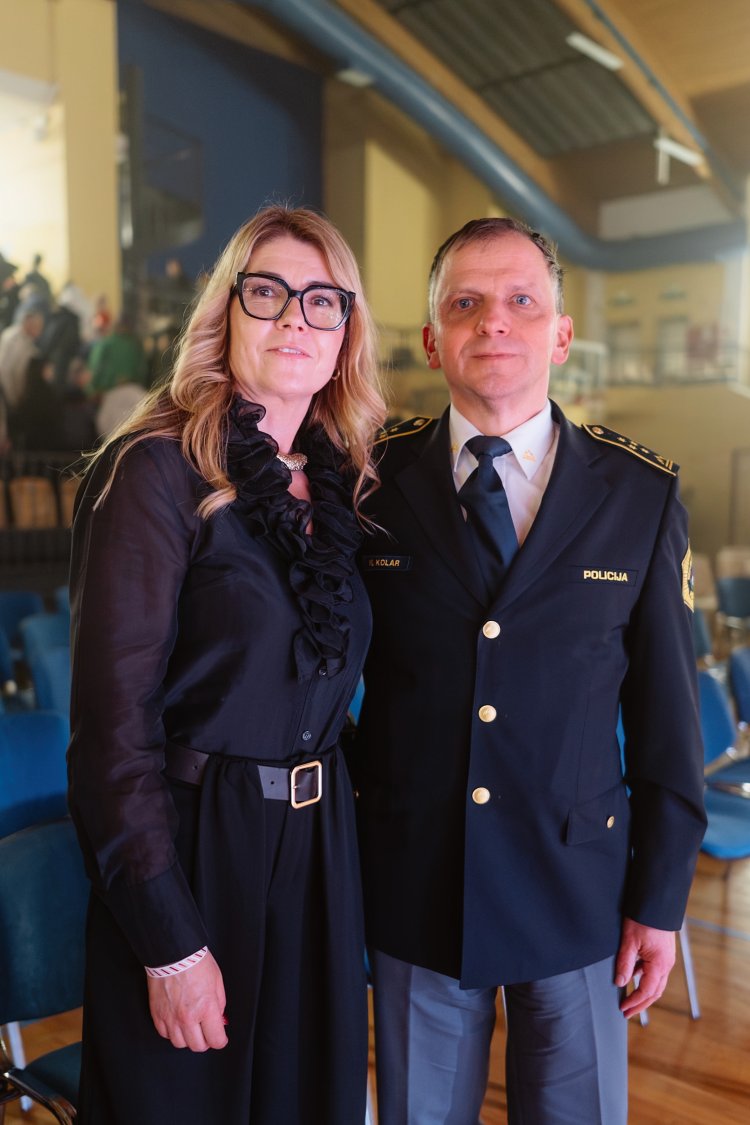 21. dobrodelni koncert Policijskega orkestra z gostjo Moniko Avsenik